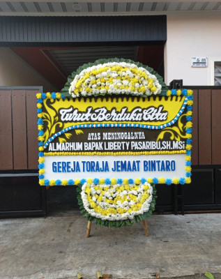Papan Bunga Duka di Angkola Selatan